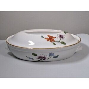 Royal Worcester Astley Floral Porcelain Oven to Table Covered Casserole Dish Qt